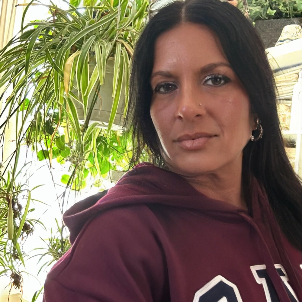 Meet your Posher, Sherry